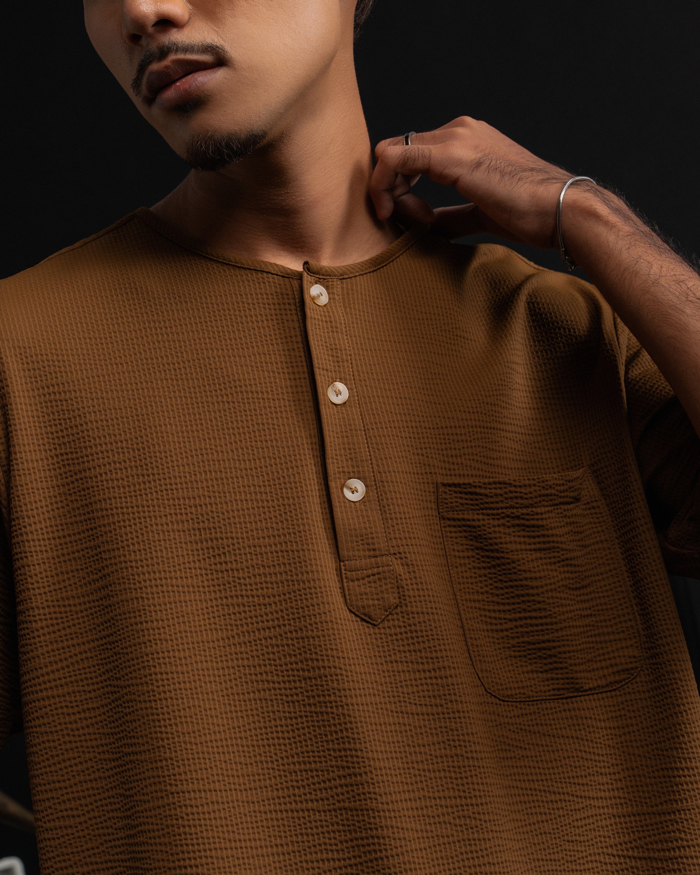Weave Kurta Shirt in Brown