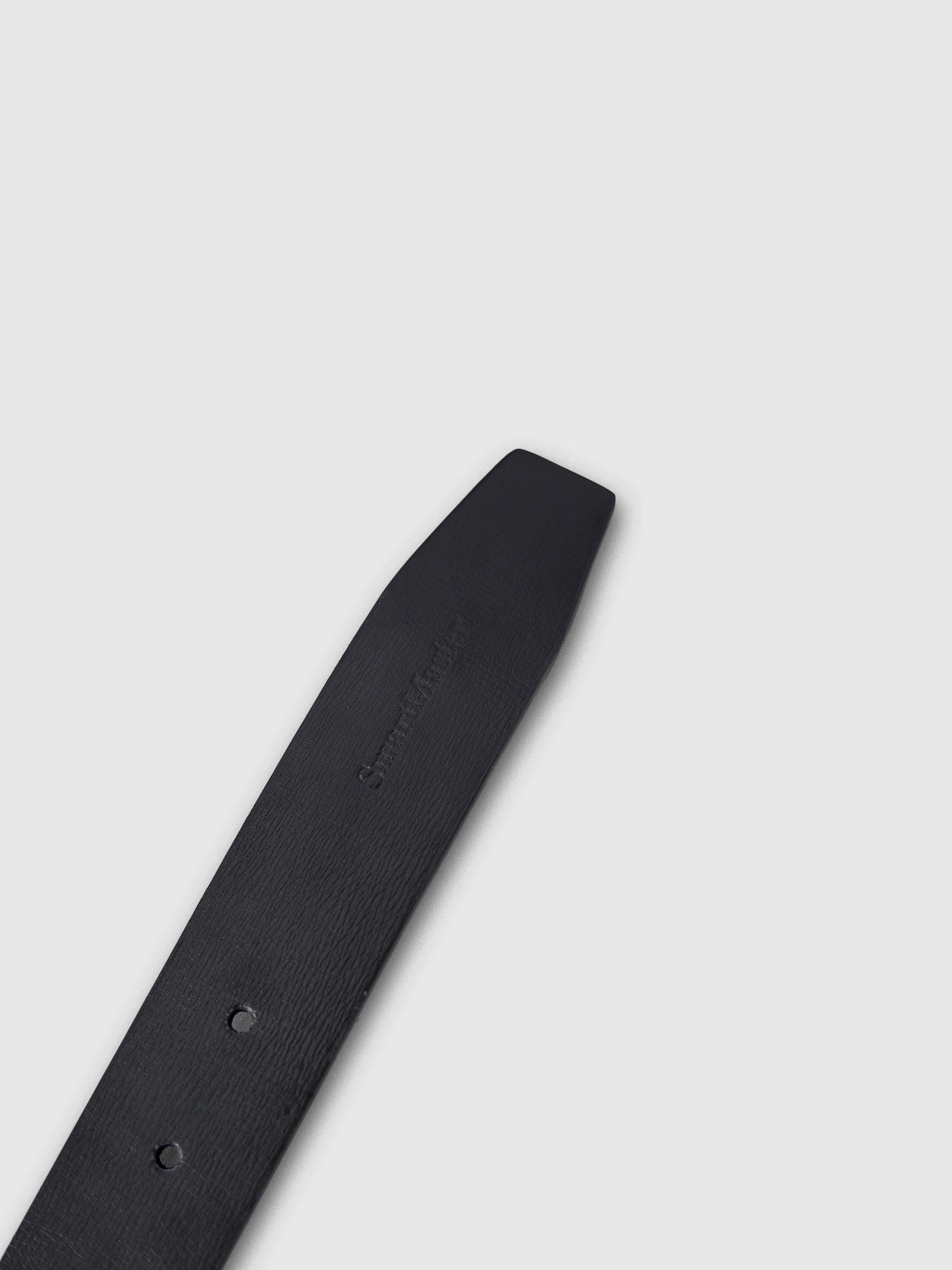 The Classic Pin Buckle Belt