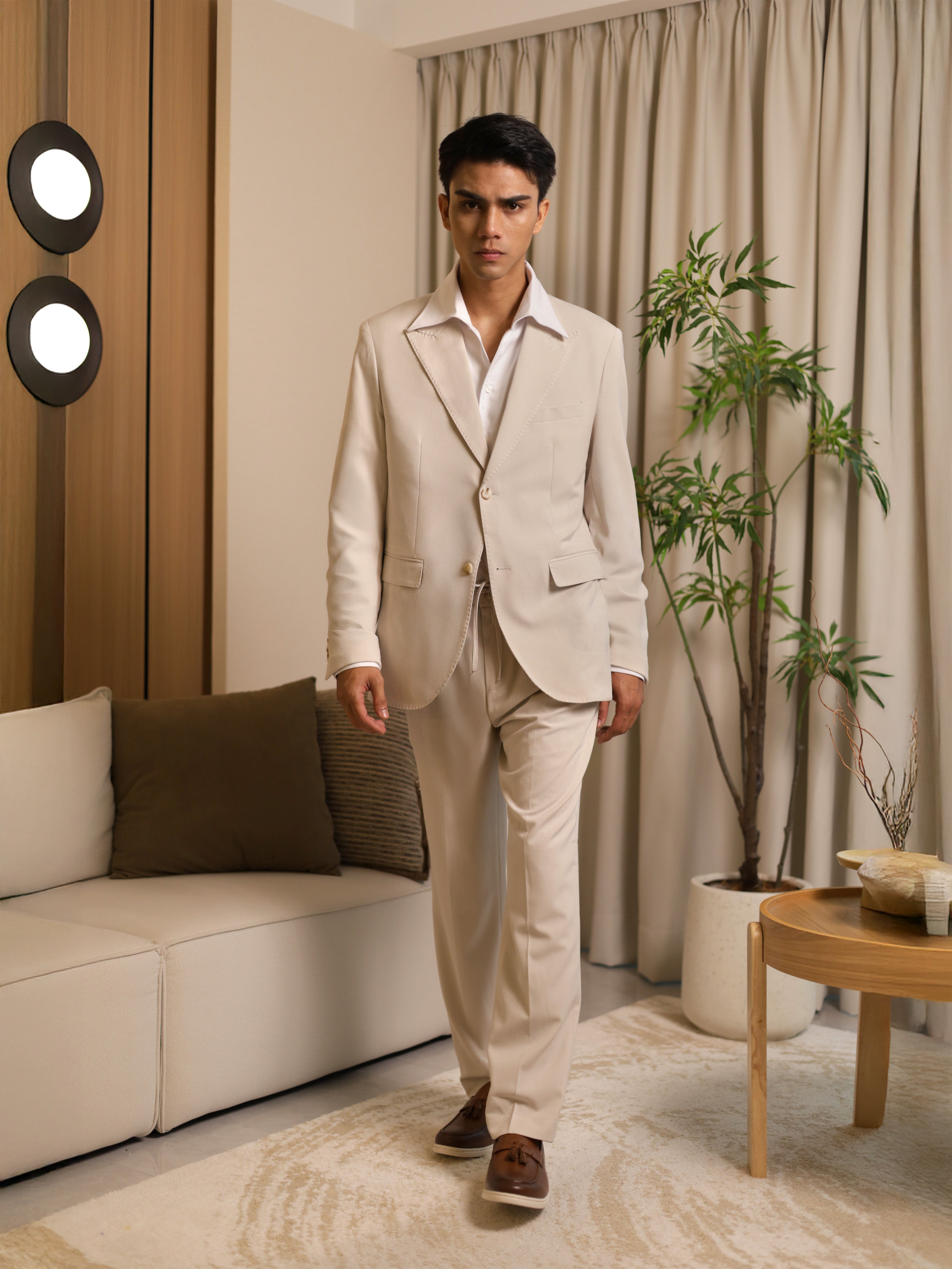 Neapolitan Peak Lapel Suit in Beige