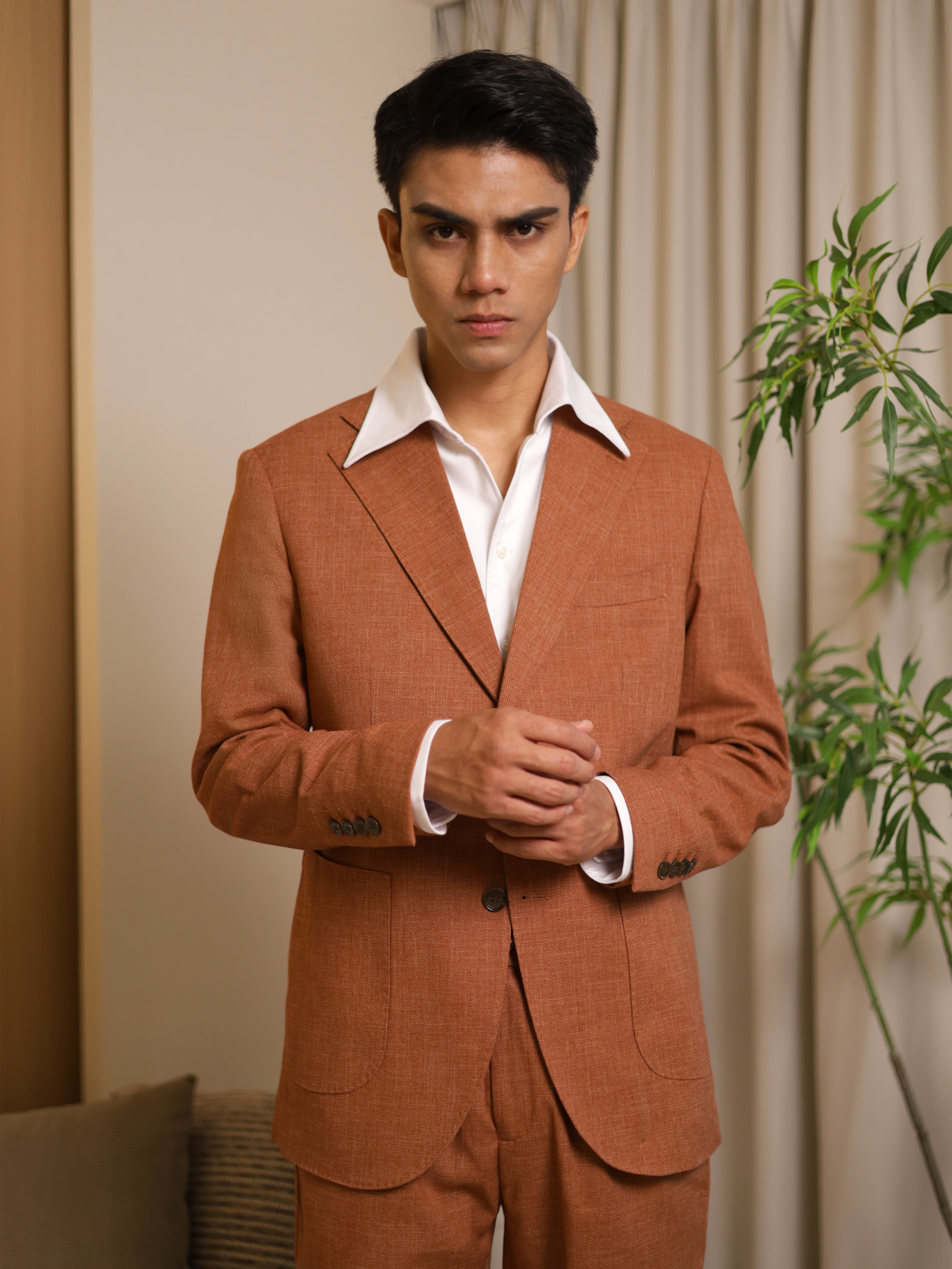 Neapolitan Notch Lapel Suit in Brown