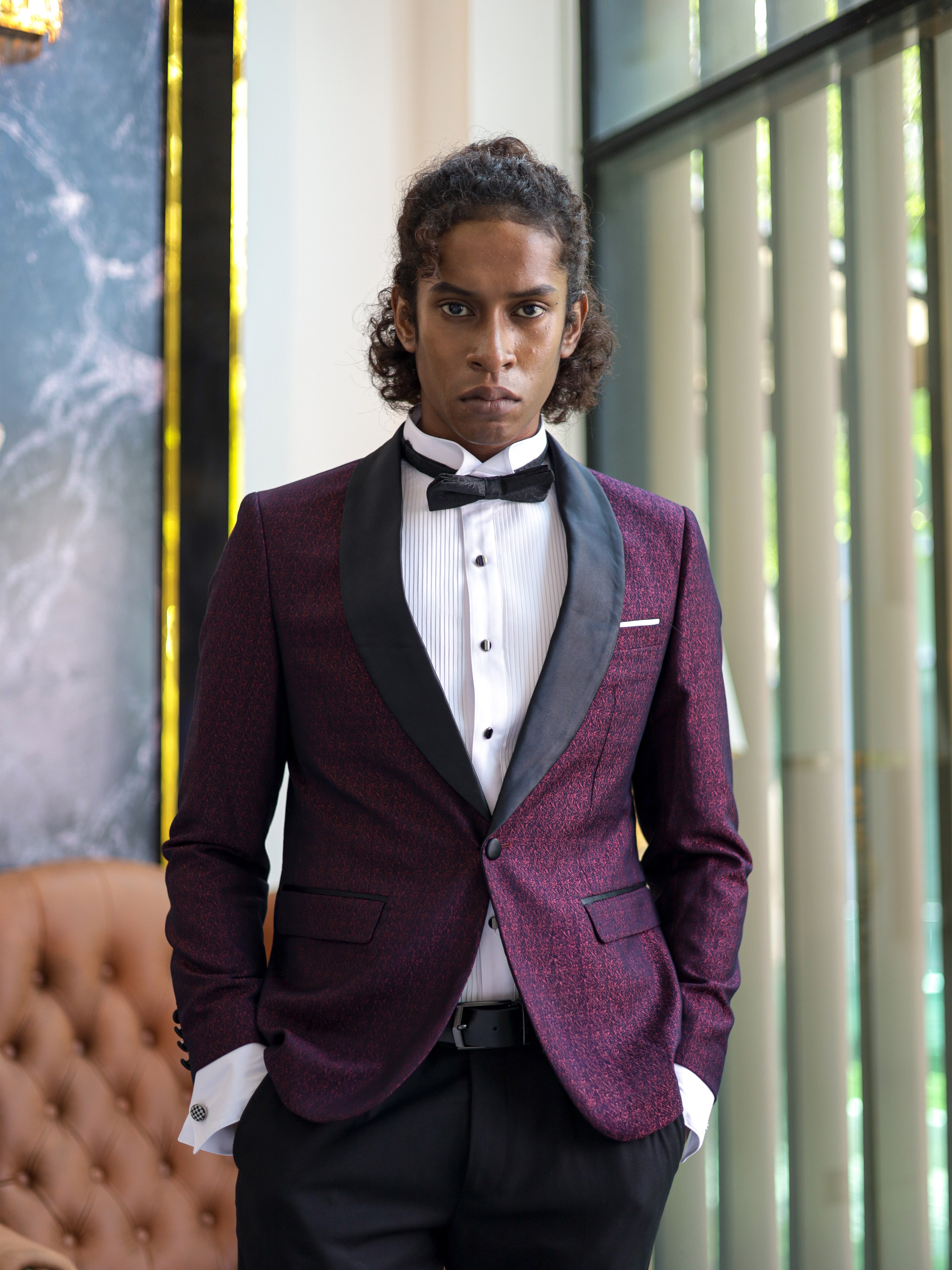 Single-Breasted Shawl Lapel Tuxedo Suit in Red
