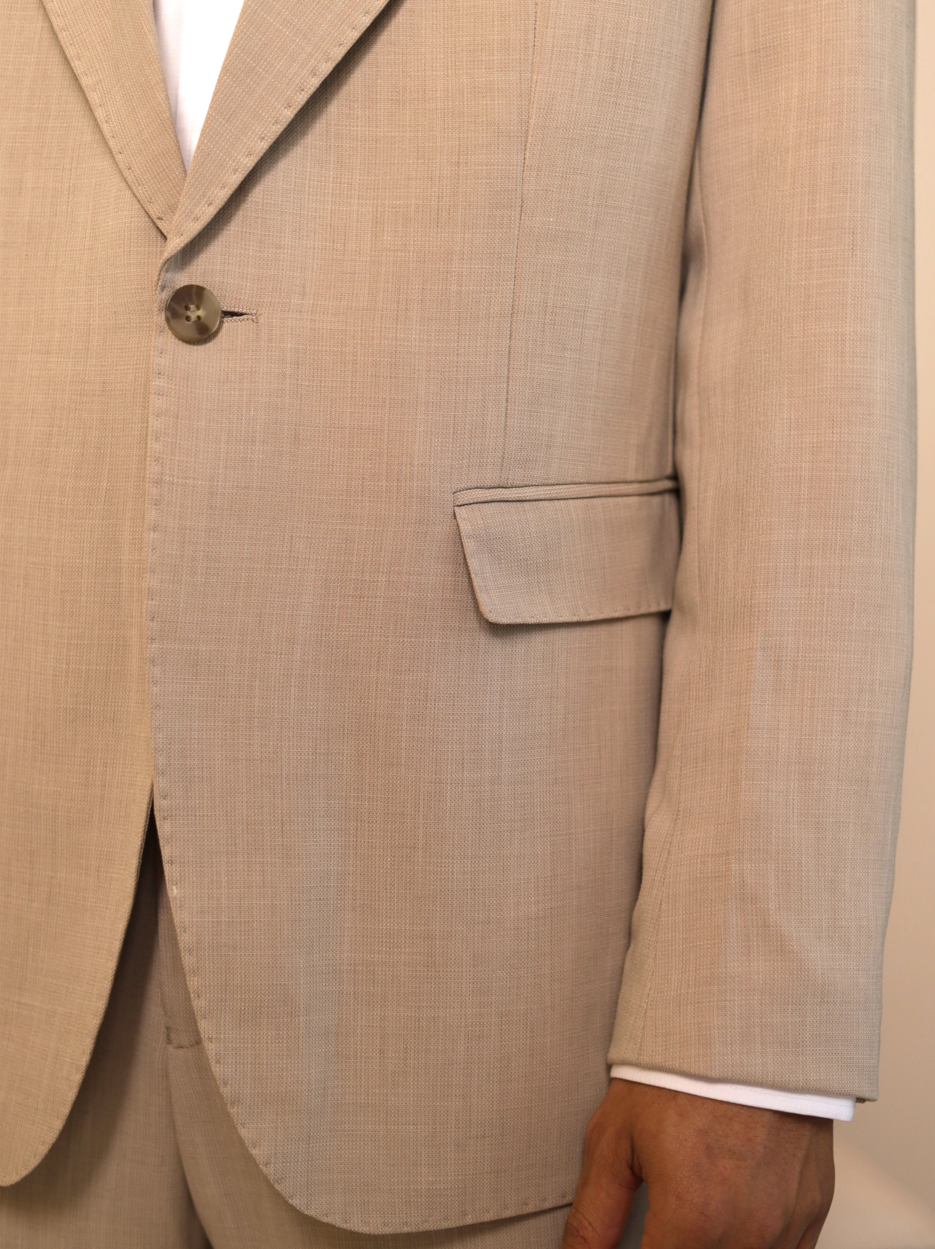 Neapolitan Peak Lapel Single Button Suit in Beige