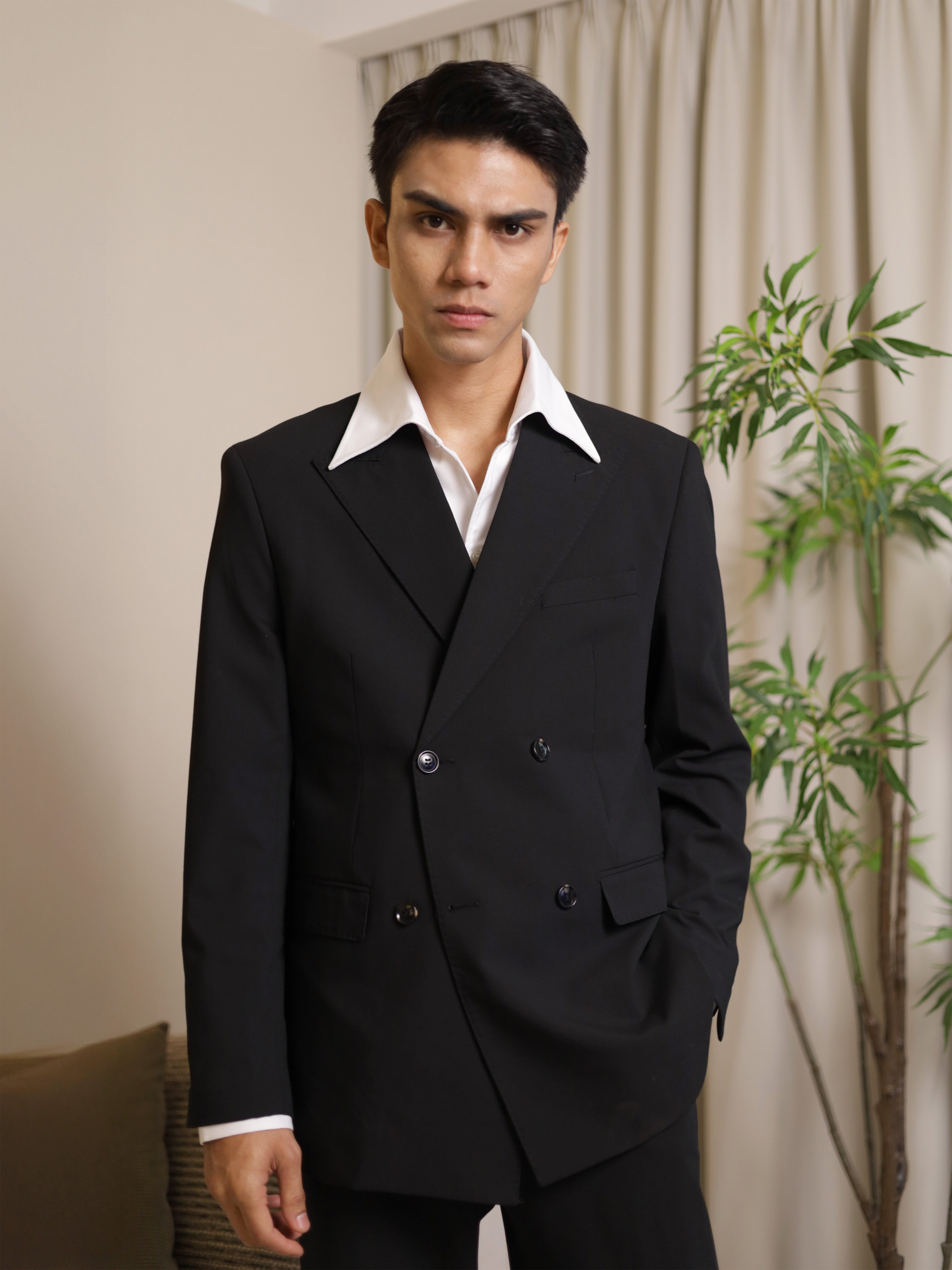 Neapolitan Double Breasted Suit in Black