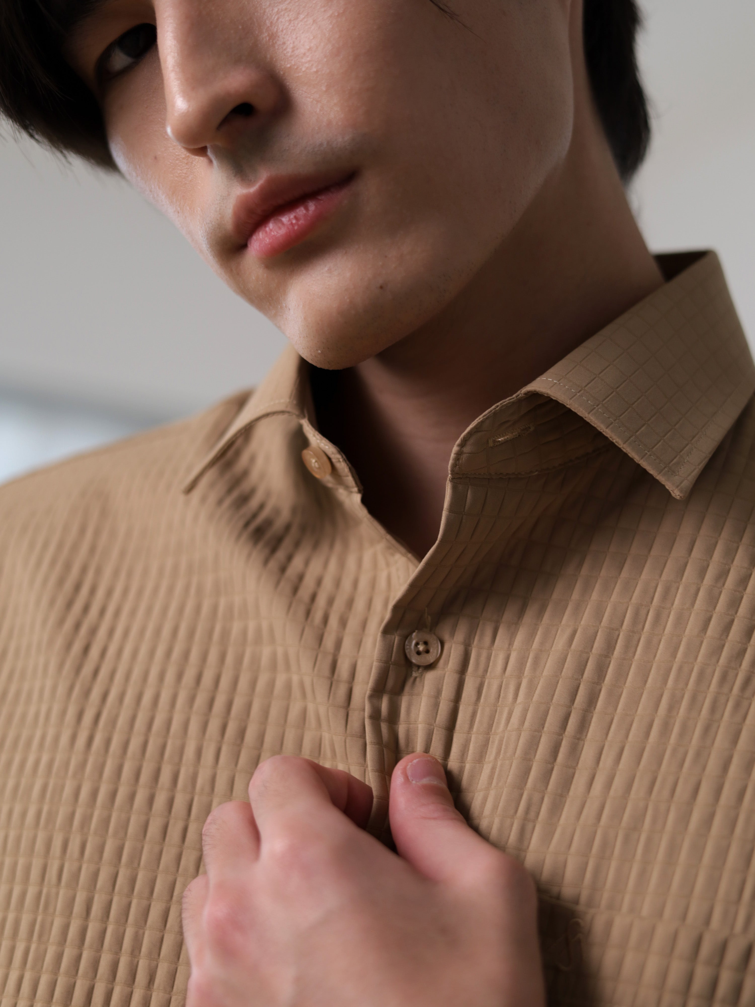 Matelassé-style Brown Casual Shirt