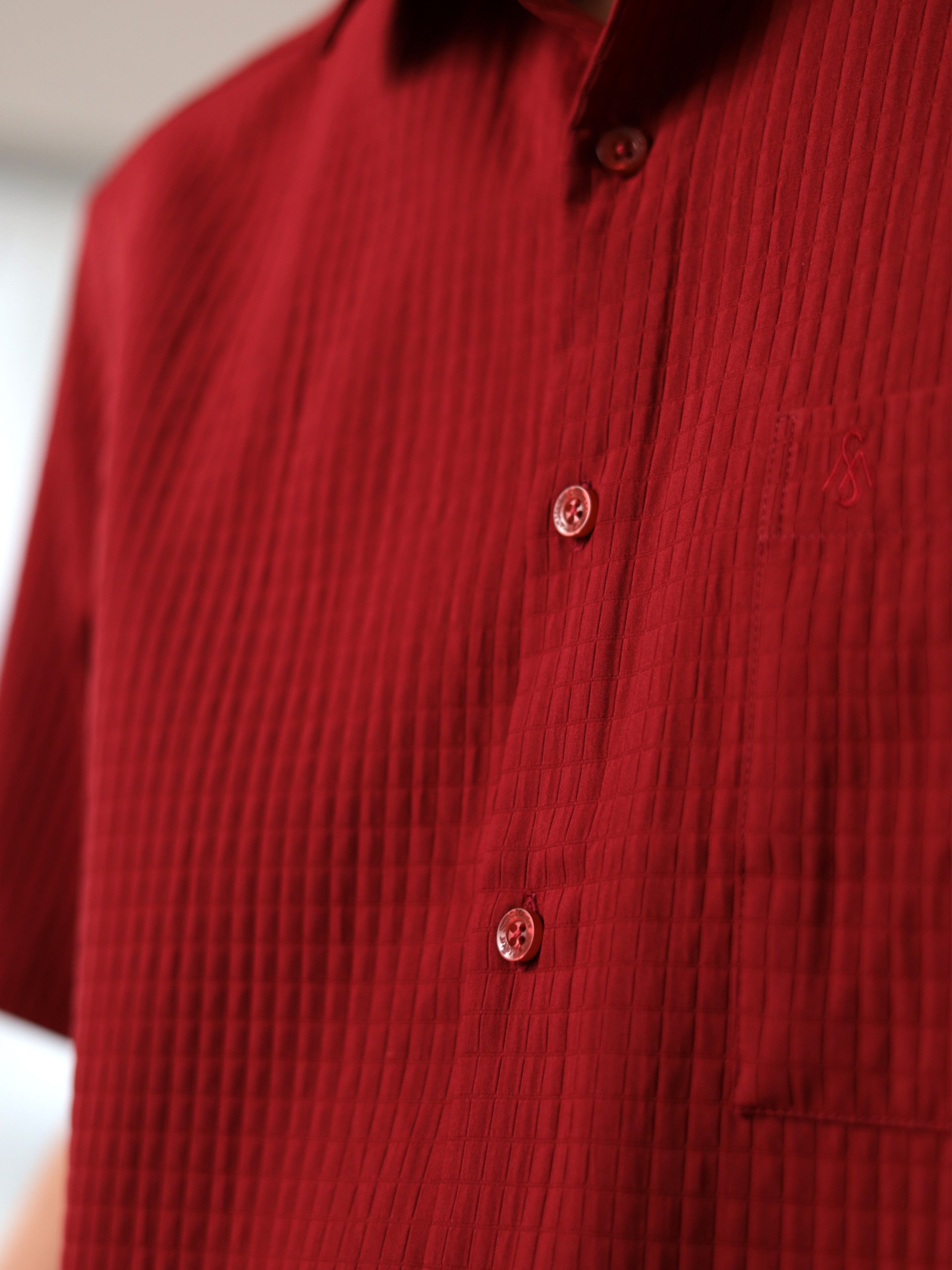 Matelassé-style Red Casual Shirt