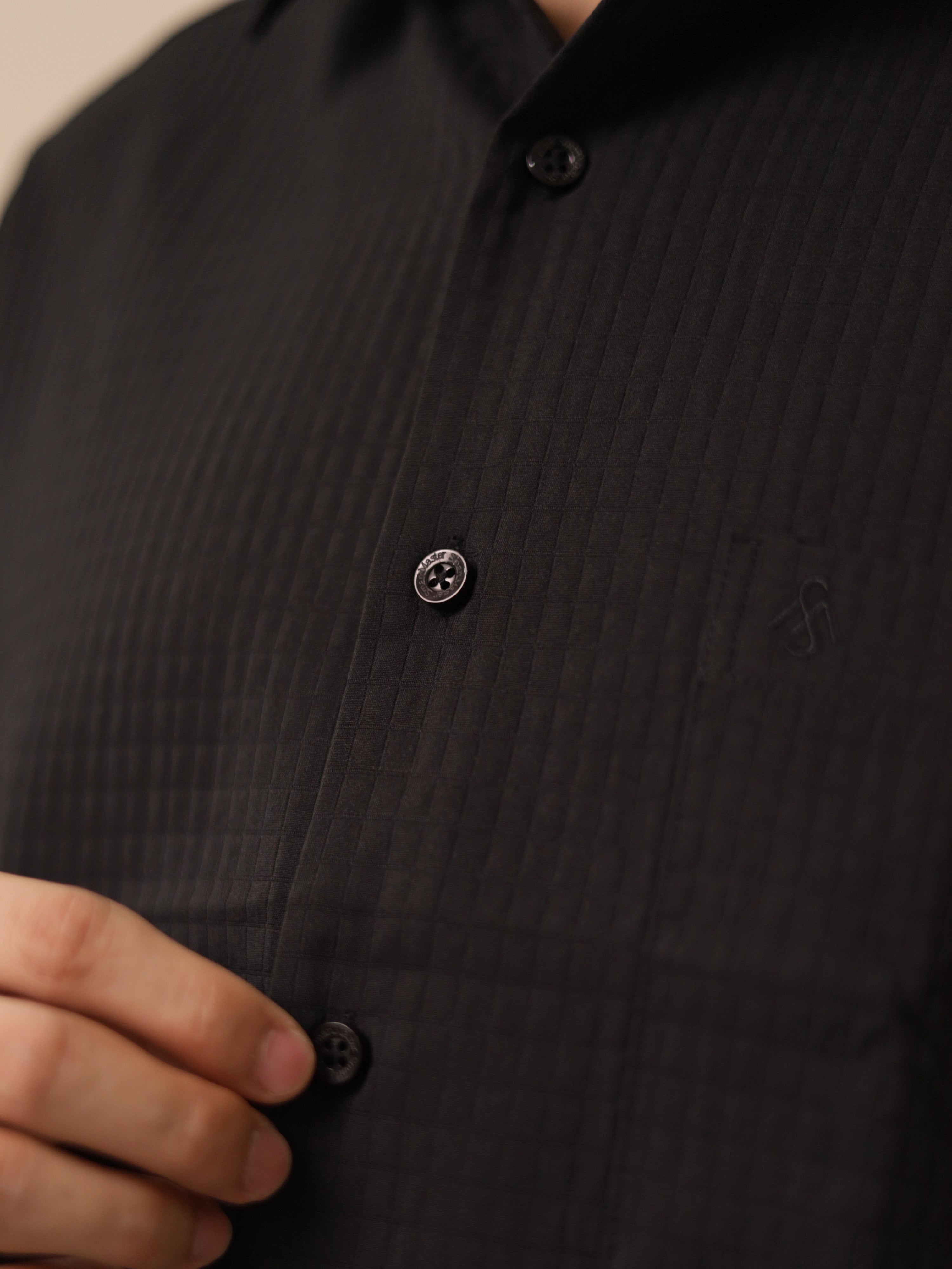 Matelassé-style Black Casual Shirt